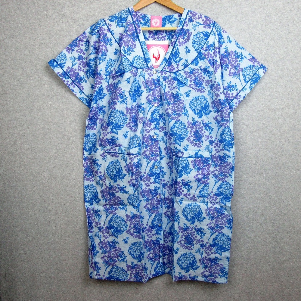 Womans Knee Length Night Shirt Snaps Pockets Blue